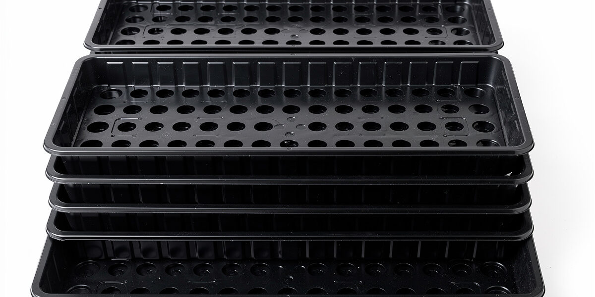 Microgreens Trays: 1020s, Drainage, and Stacking